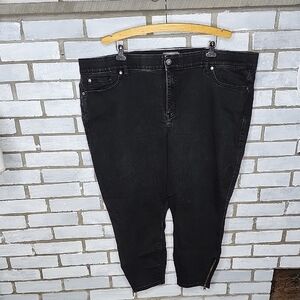 Torrid Bombshell Super Soft Skinny Leg High-Rise Black Jean Cropped Plus Sz 30R